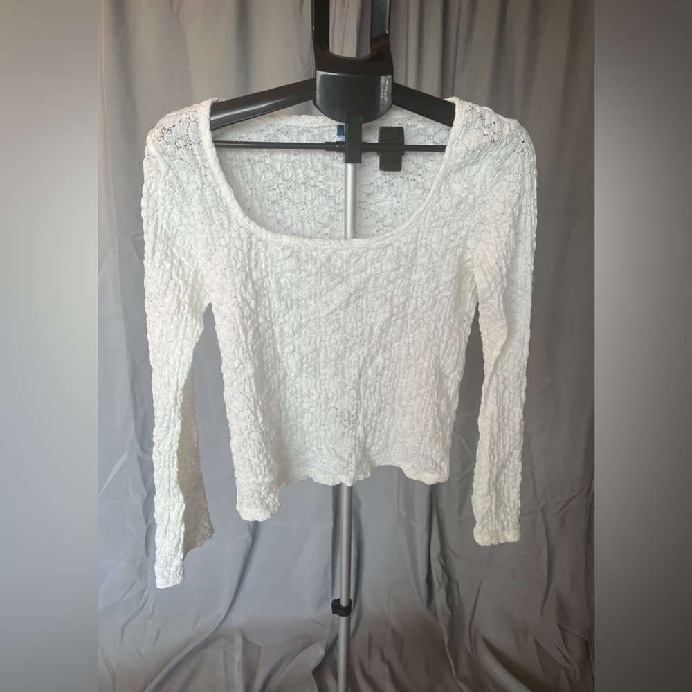 Cream lace bell scoop neck sleeve top